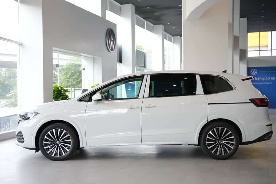 Thân xe Volkswagen VIloran